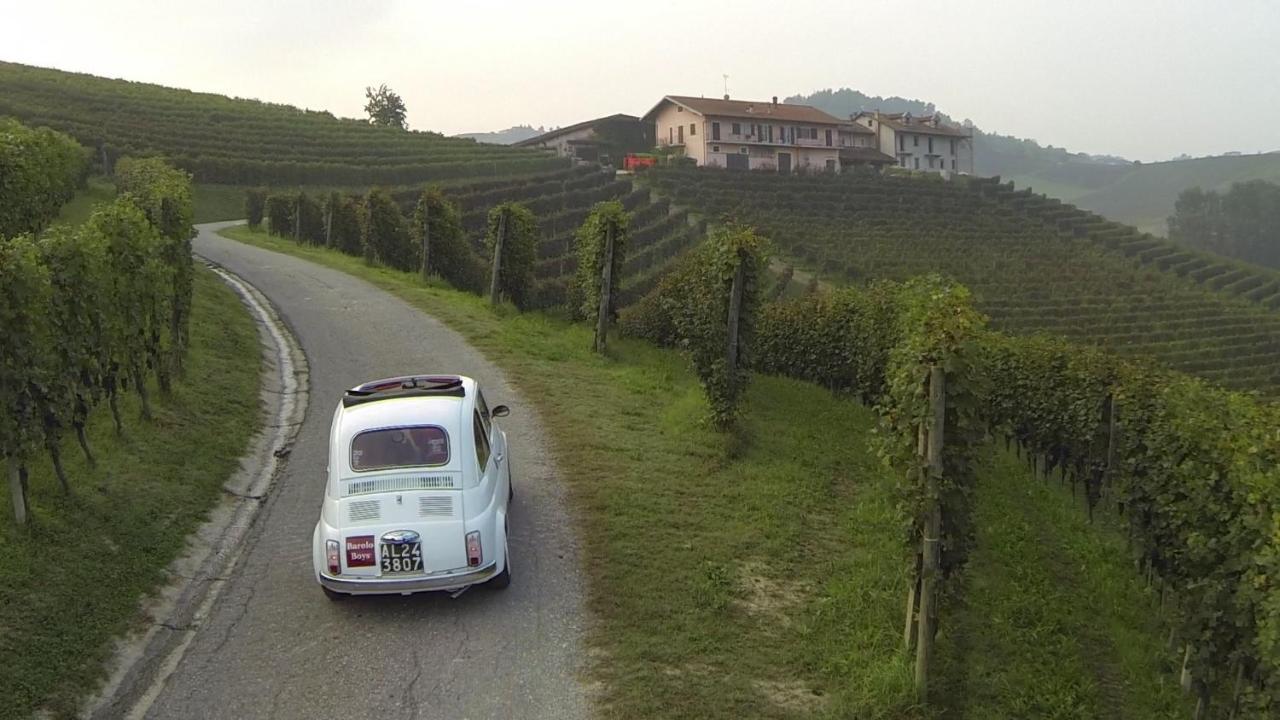 Гостевой дом Agriturismo Cascina Sciulun Монфорте-д'Альба Экстерьер фото